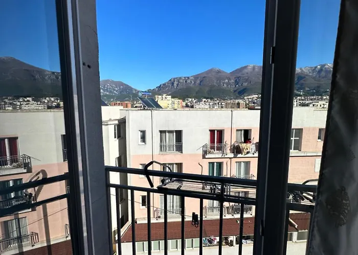 Horizon Peak 地拉那