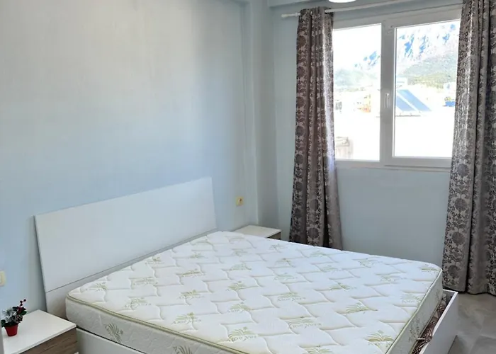 Horizon Peak 公寓 地拉那